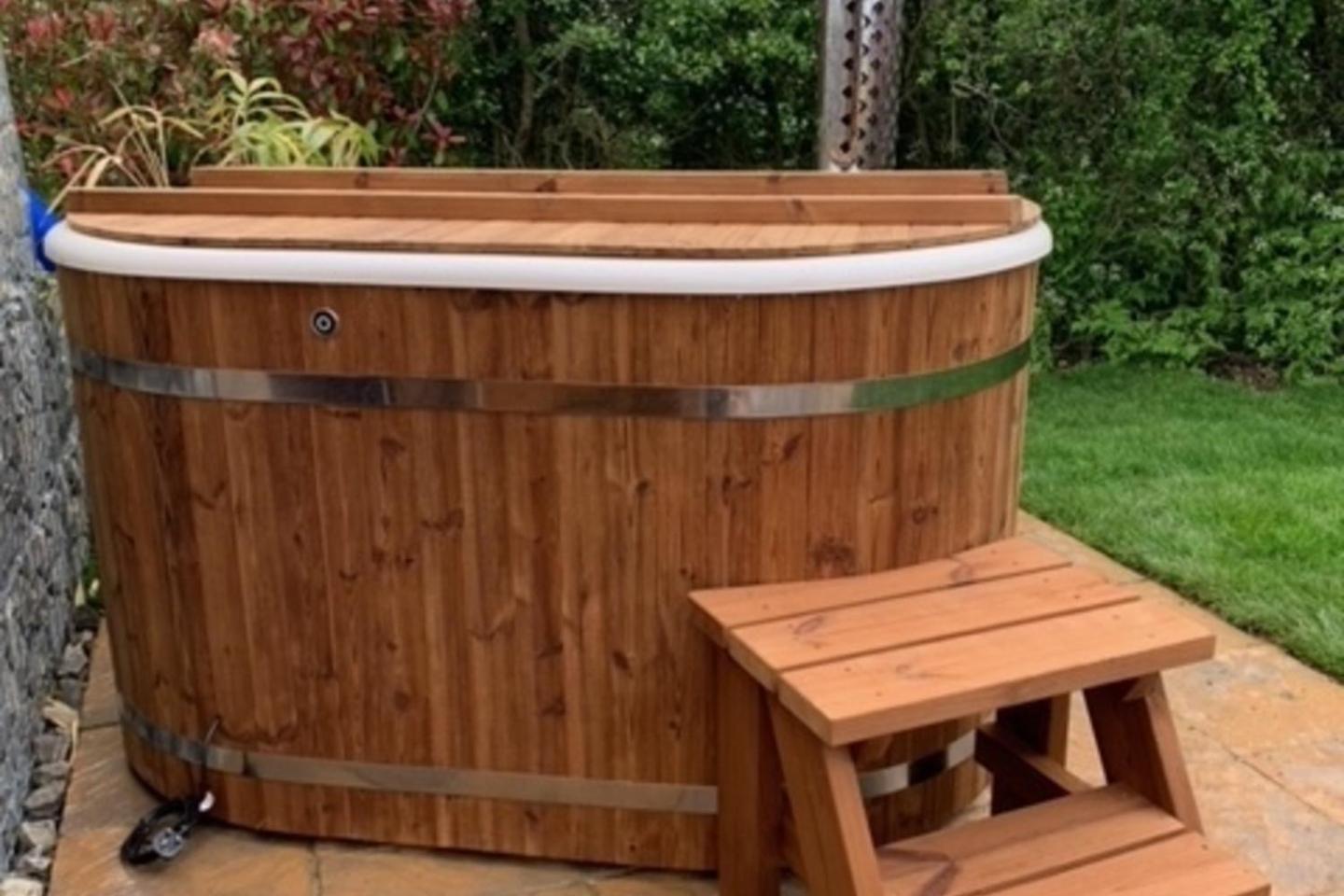 Romantic Escape Luxury Hobbit House With Hot Tub! Sheerness Exterior foto